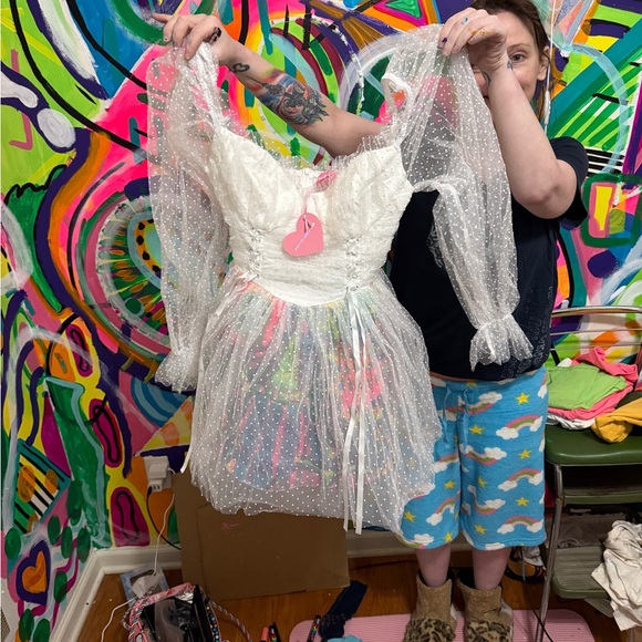 Meet your Posher, Sacha - Picture 5 of 16